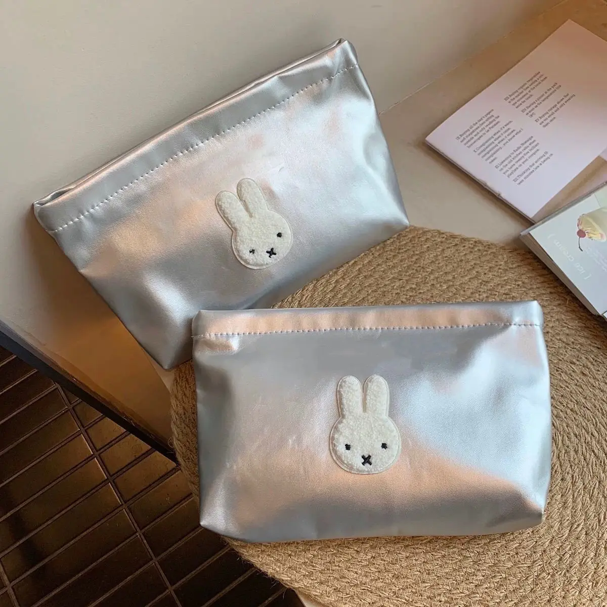 Cartoon Image Miffy Makeup Bag - огляд і ціна Women'S Bags Going Out