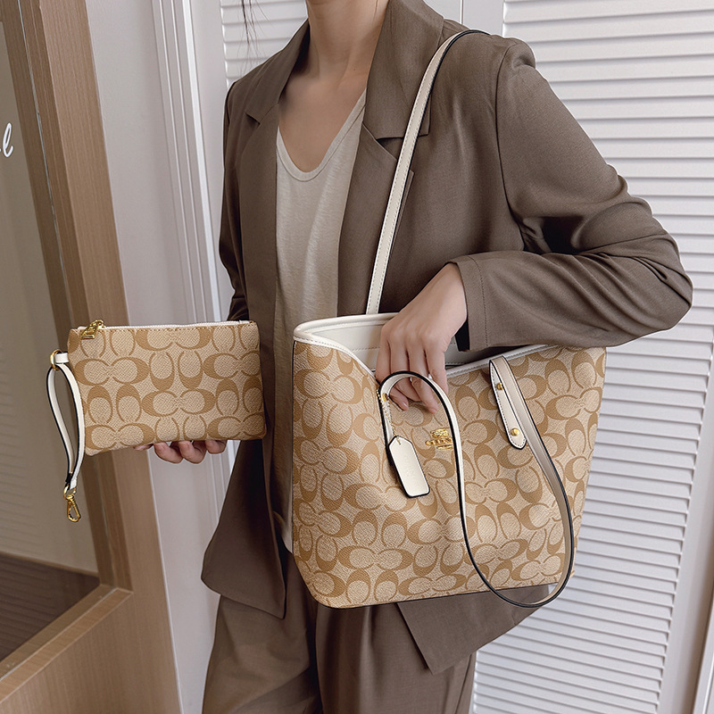 Luxury Designer Women's Should - огляд і ціна Women Bags In Sale