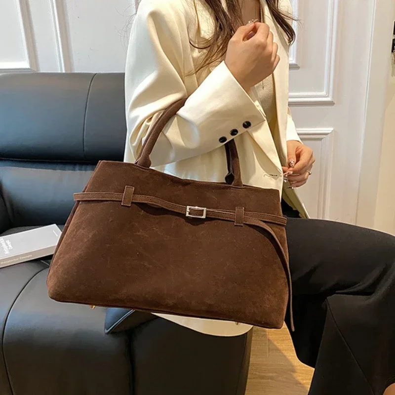 women's bag Buckle Decorative  - огляд і ціна Women Bags In Sale