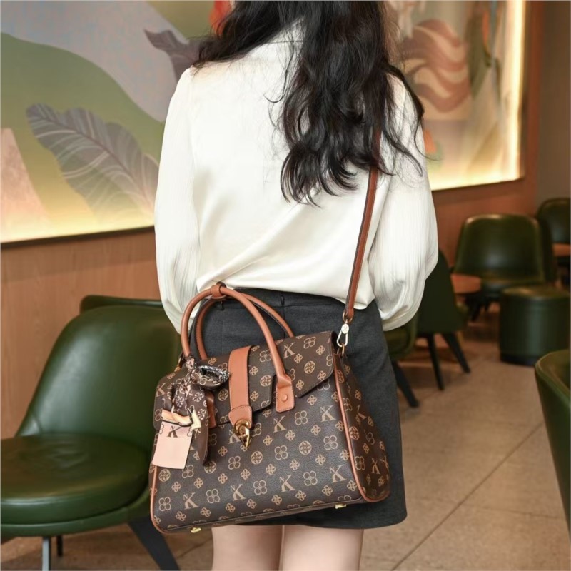 Light luxury brand women's bag - огляд і ціна Women Bags In Sale